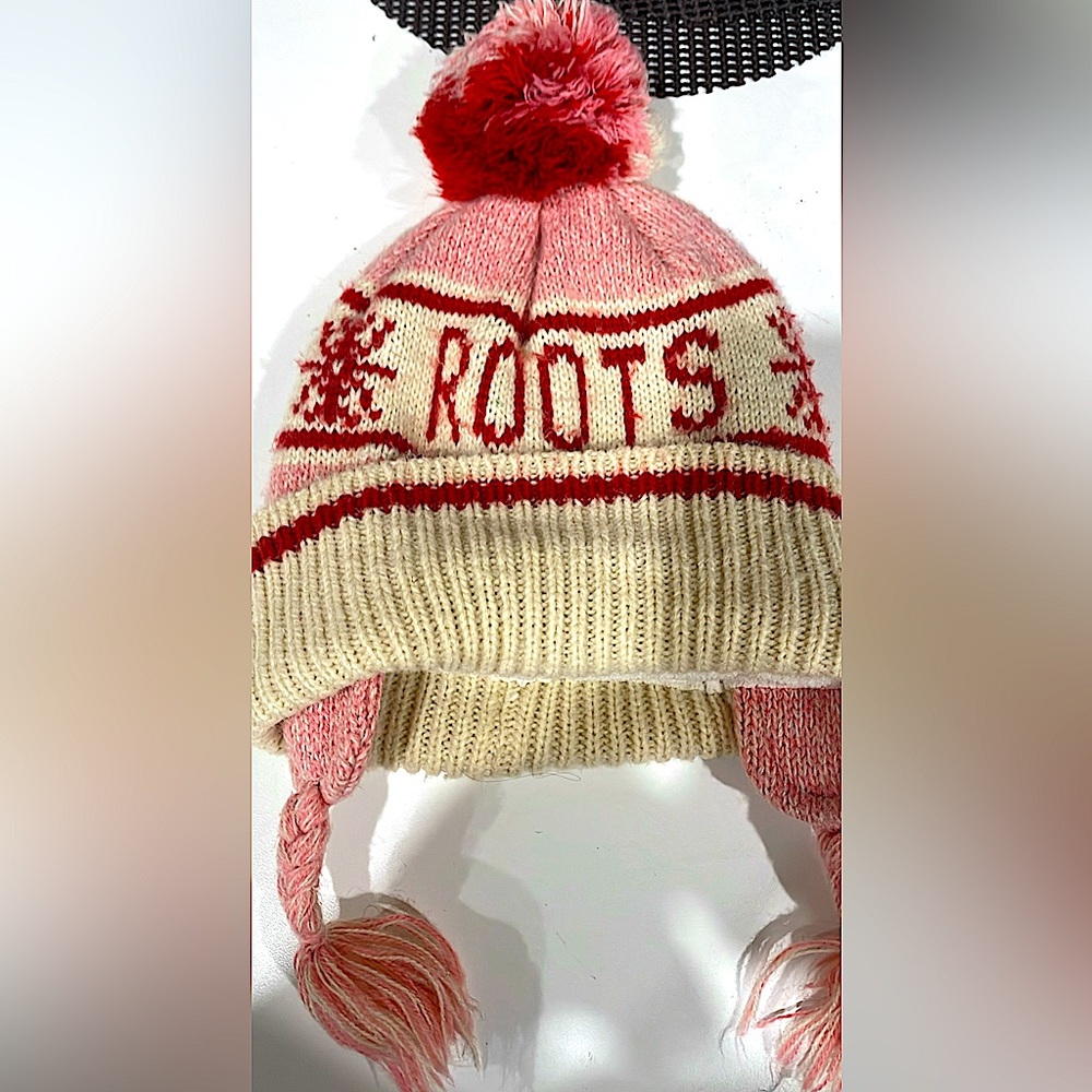 💞ROOTS KIDS WINTER HAT💞
